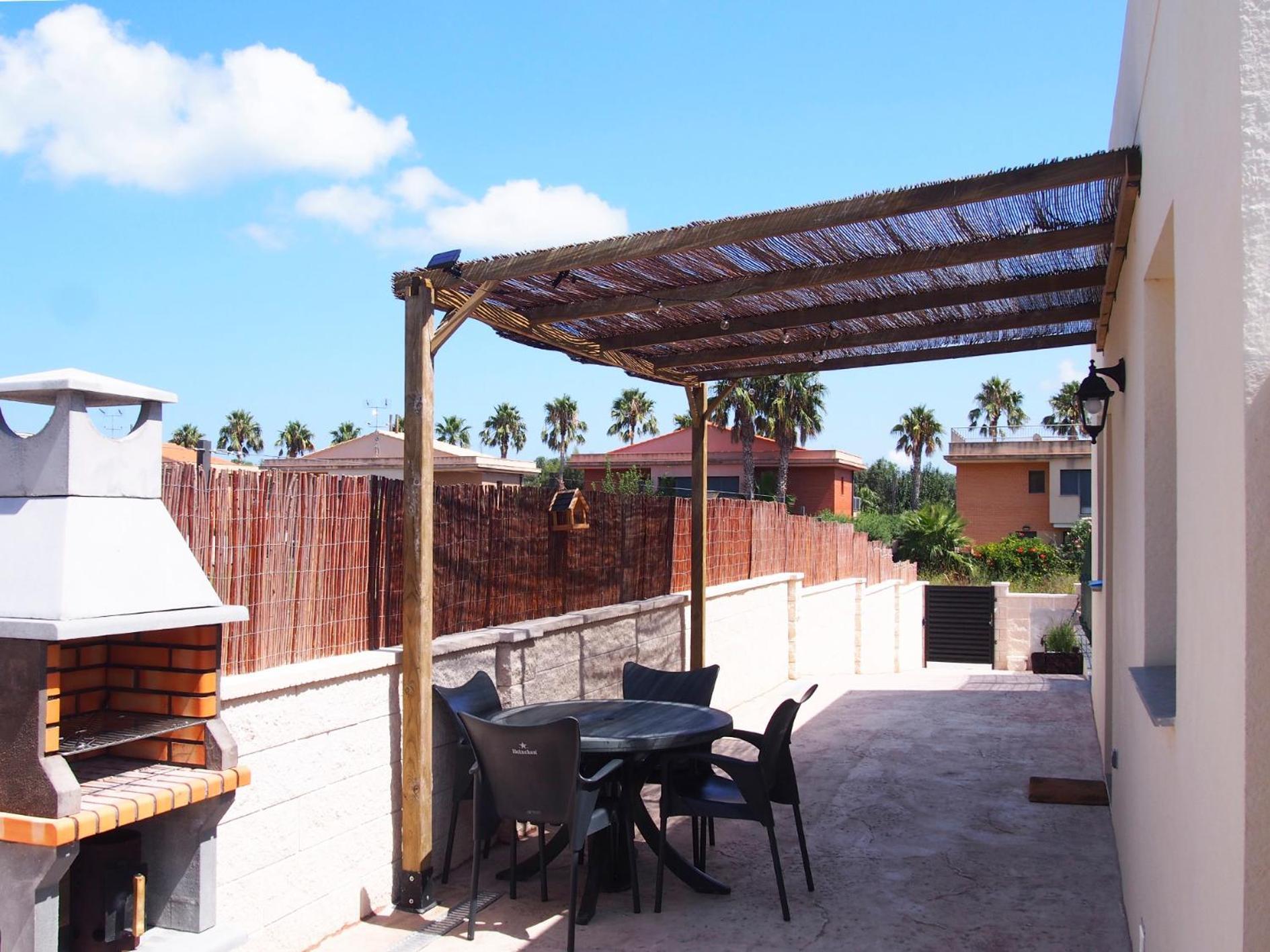Casa En L'ampolla, Patio Y Bbq, Cerca De La Playa, Pet Friendly Holiday home